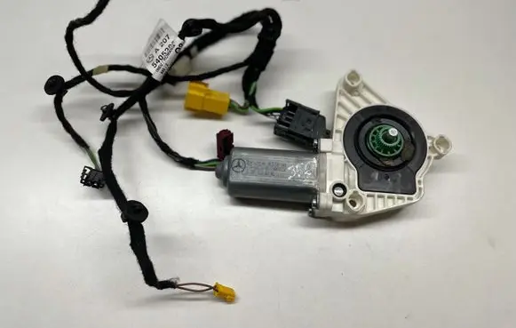 Mercedes-Benz E C207 W207 Front door window regulator motor 2078200342 A2078200342 A2075405205