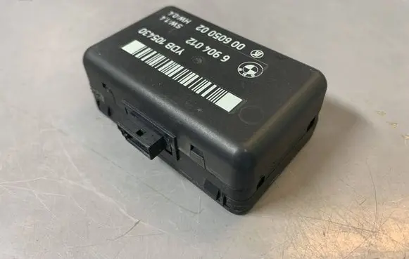 BMW 5 E39 Rain sensor 6904012 YDB105430 00605002