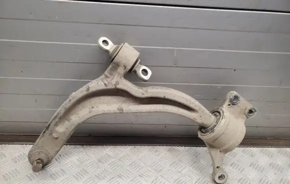 Chrysler Pacifica Front lower control arm/wishbone 68229021AG
