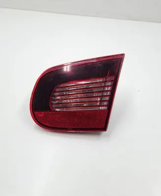 Volkswagen Eos Tailgate rear/tail lights 1Q0945094B