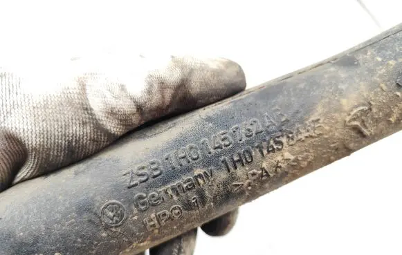 Intercooler hose/pipe