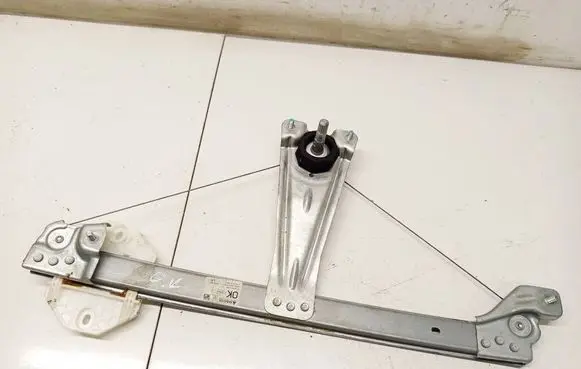 Dacia Sandero Sliding door window regulator with motor 827217198R
