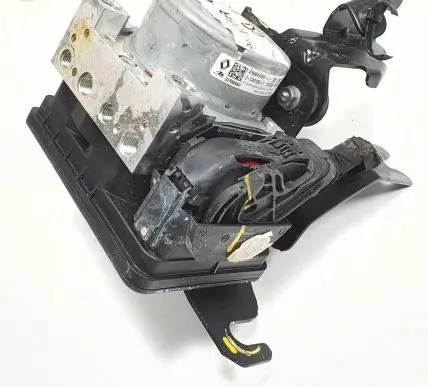 Dacia Sandero ABS Pump 476604105R
