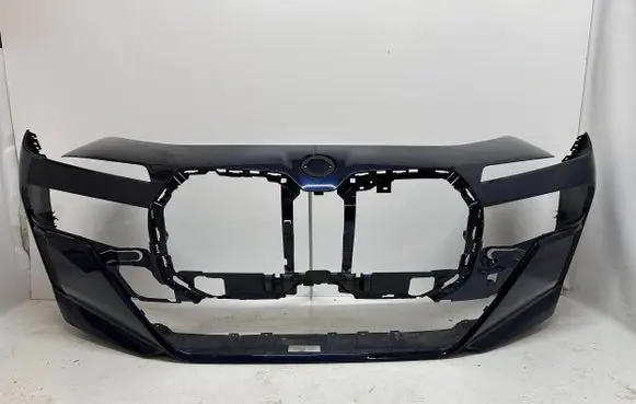 BMW 7 G70 Front bumper 51118081544