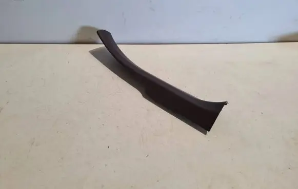 Lexus ES VII XZ10 Rear sill trim cover 6791833160