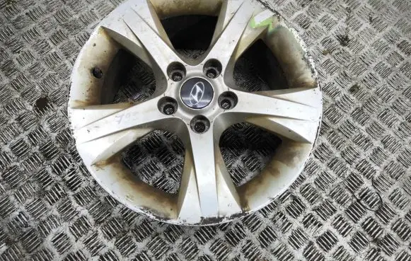 Hyundai i40 R16 alloy rim 