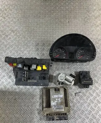 Volkswagen Crafter Engine ECU kit and lock set 076906022N