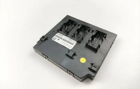 Volkswagen Golf VI Comfort/convenience module 1K0937084D