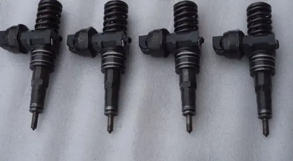 Volkswagen Sharan Fuel injector 