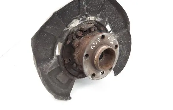 BMW X6 E71 Rear wheel hub 6770983