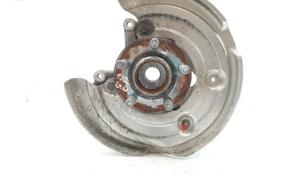 Rear wheel hub