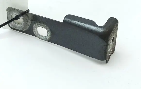 Audi A4 S4 B9 8W Fender mounting bracket
