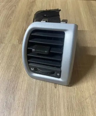 Skoda Fabia Mk2 (5J) Dashboard side air vent grill/cover trim 5J0819702