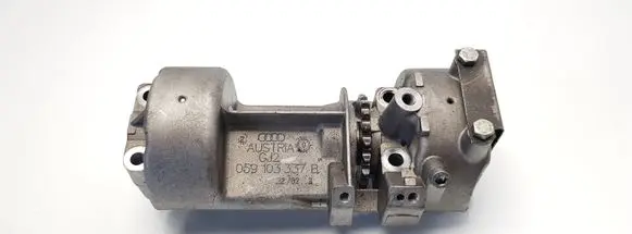Audi A6 S6 C5 4B Oil pump 059103337B