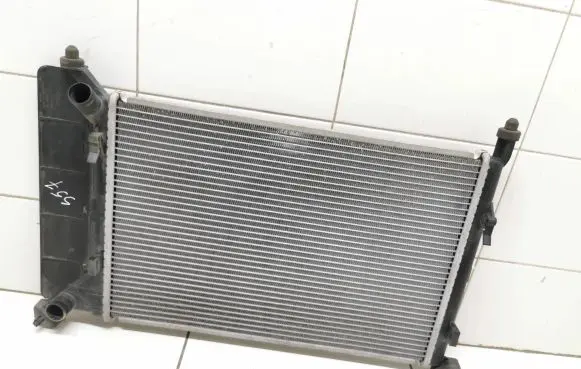 Mini One - Cooper R50 - 53 Coolant radiator 7510087 17107510087 6970201E