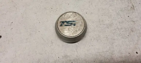 Opel Meriva A Non-original wheel cap 