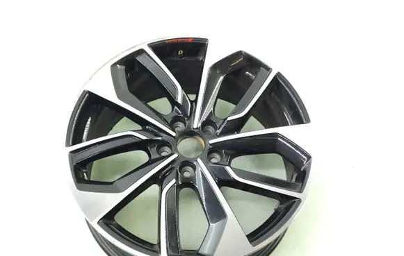 Audi A3 8Y R19 alloy rim 8Y0601025S