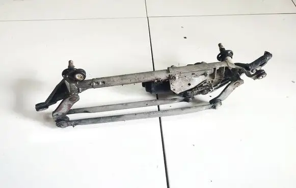 Honda FR-V Front wiper linkage and motor