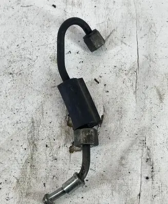 Fuel injector supply line/pipe