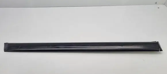 BMW 5 E28 Rear door trim (molding) 1871698 51131871698