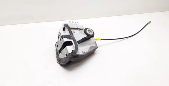 Toyota Prius (XW30) Rear door lock