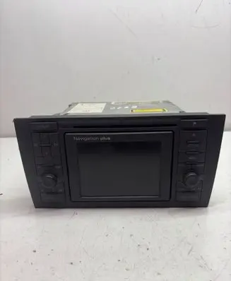 Audi A3 S3 A3 Sportback 8P Radio/CD/DVD/GPS head unit 8618842980 4B0035192K 7612001014