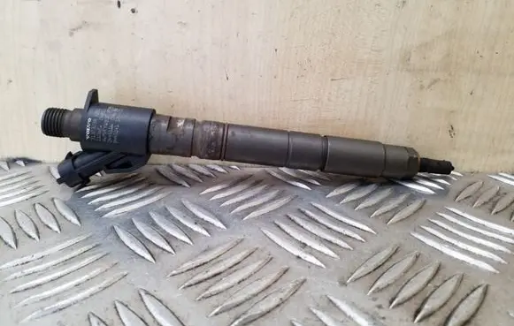 Volvo XC60 Fuel injector B44514112400 0445116046