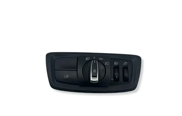 BMW 1 F20 F21 Light switch 6847522 61316847522