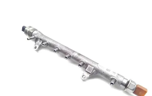 Audi A1 Fuel main line pipe 03L130089AA 03L906054A