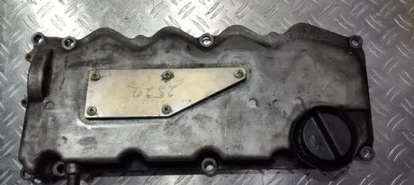 Nissan Almera N16 Rocker cam cover 