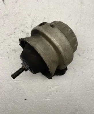 Audi A6 S6 C6 4F Engine mount bracket 4F0199379G