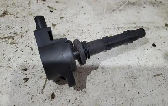 Mercedes-Benz GLK (X204) High voltage ignition coil A0001502780