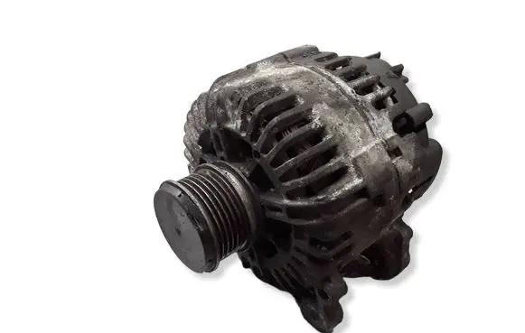 Volkswagen Touran I Generator/alternator 06F903023C
