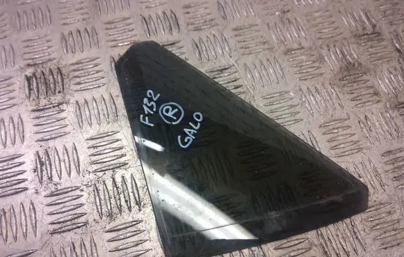 Hyundai i10 Rear vent window glass 43R00101
