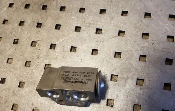 Air conditioning (A/C) expansion valve