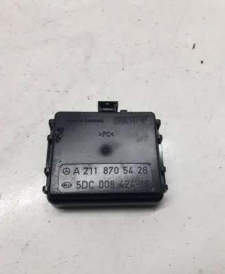 Mercedes-Benz CLS C219 Rain sensor A2118705426