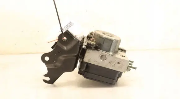 Toyota Auris E180 ABS Pump