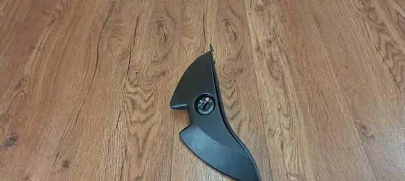 Renault Megane IV Dashboard side end trim 689205425R