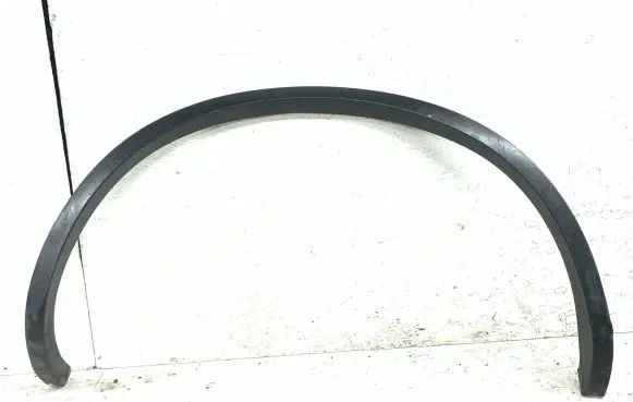 Volkswagen Touareg II Rear arch trim 7P6854820R 7P6854820