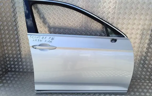 Volkswagen PASSAT B8 Front door 