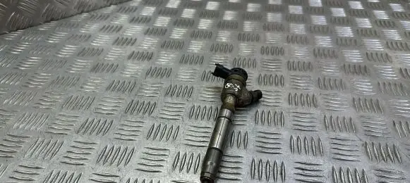 KIA Soul Fuel injector 338002A610