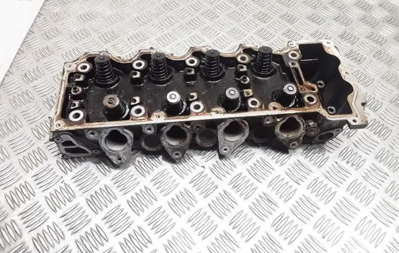 Mercedes-Benz A W168 Engine head R1660150301