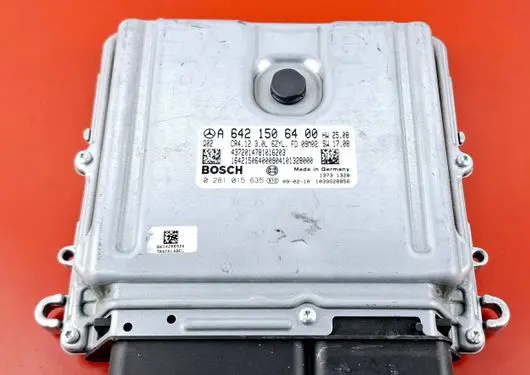 Mercedes-Benz GL X164 Engine control unit/module ECU A6421506400