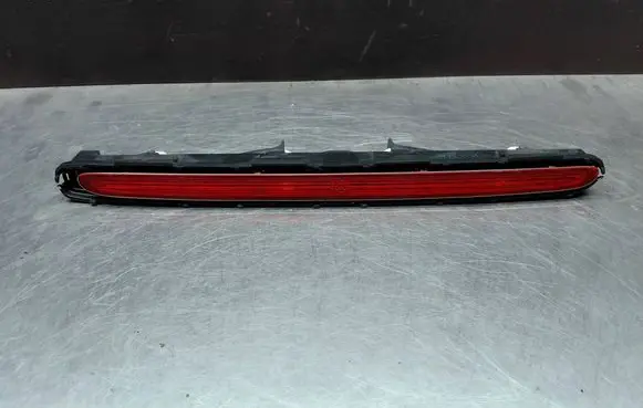 Mercedes-Benz E W211 Third/center stoplight A2118200156