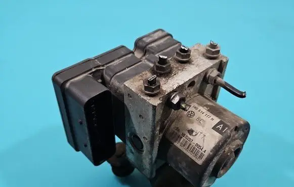 Skoda Octavia Mk2 (1Z) ABS Pump 1K0907379P IMPRK1495411