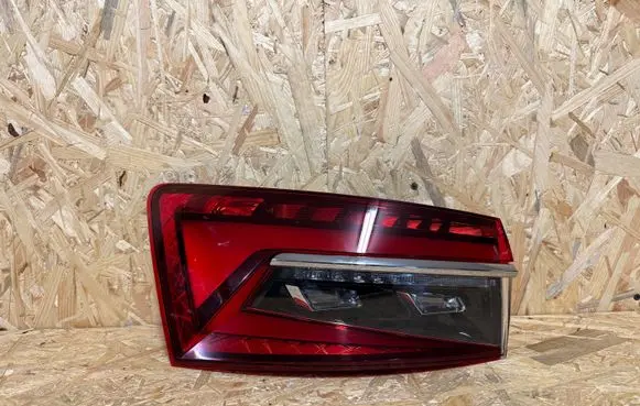 Skoda Superb B8 (3V) Rear/tail lights 3V9945207C 81910102