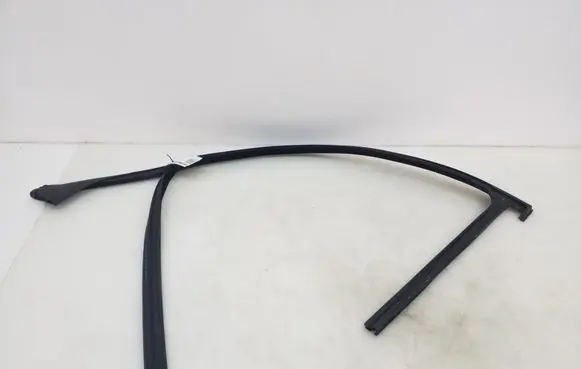 Mercedes-Benz GLK (X204) Other front door trim element A2047250625