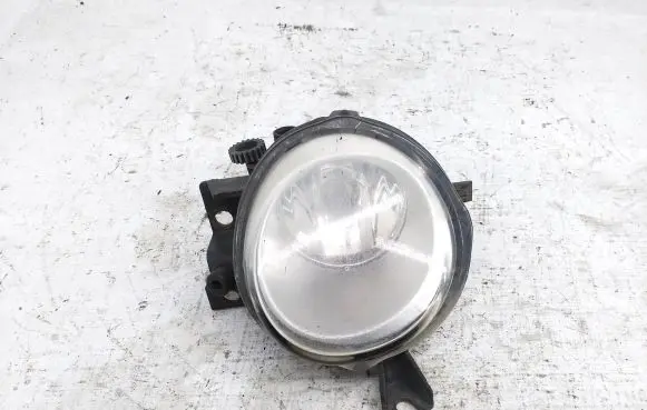 Volkswagen Touareg I Front fog light 7L6941700E