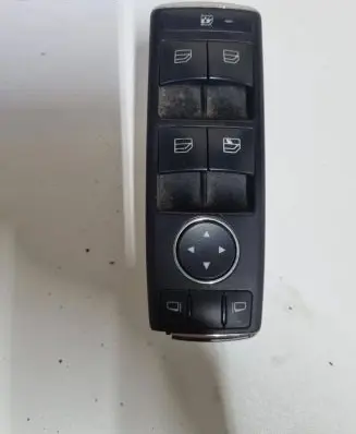 Mercedes-Benz E W212 Electric window control switch A2128208210 10007571