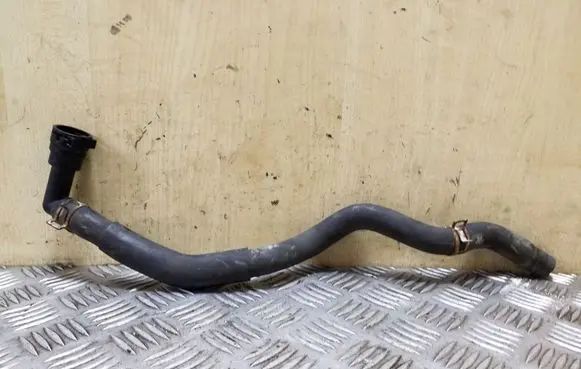 Mitsubishi Outlander Engine coolant pipe/hose